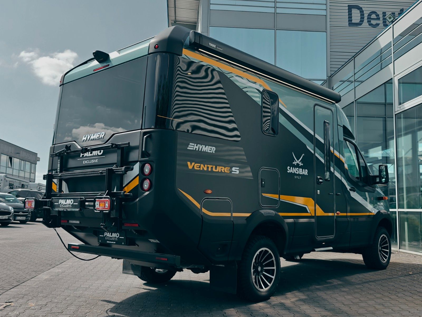 Fahrzeugabbildung HYMER / ERIBA / HYMERCAR VENTURE S 4x4 SANSIBAR® LTD. 1 OF 7 by palmo