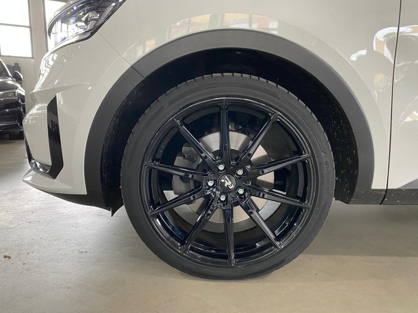 Fahrzeugabbildung Kia Sorento 2.2 CRDi Spirit 2WD/Navi/LED/1.Hd/U-Frei