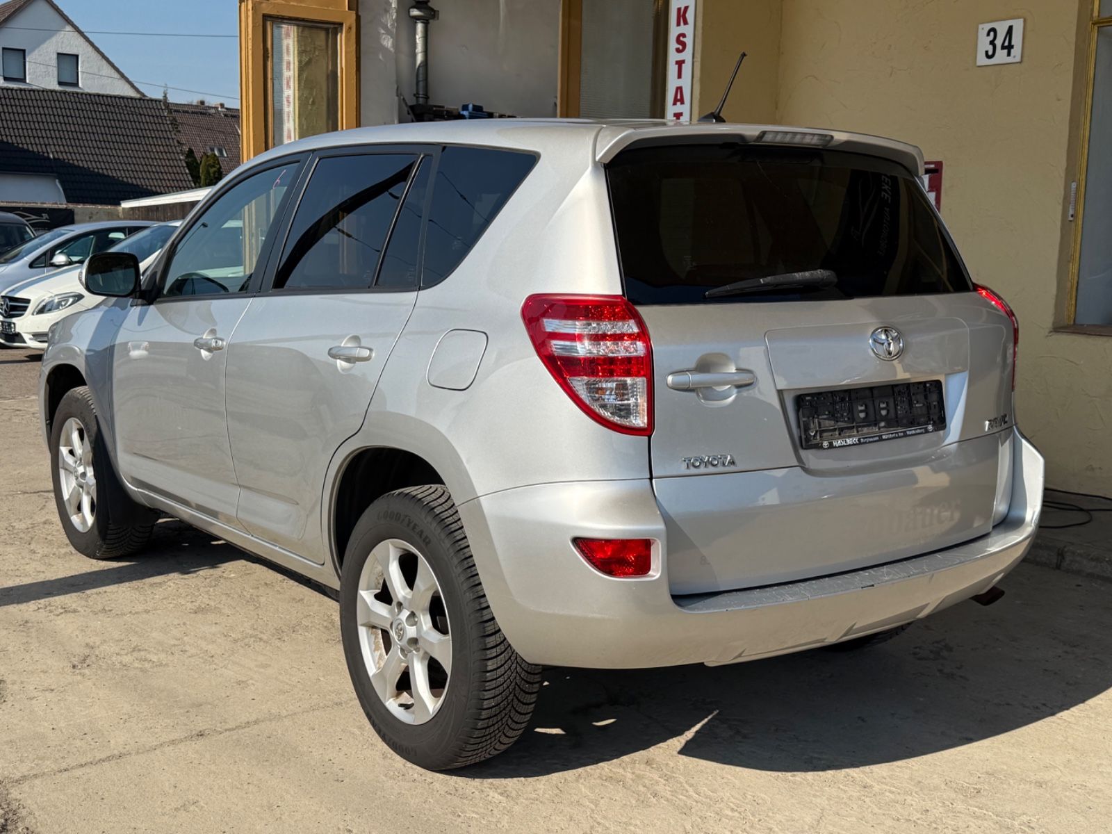 RAV4 Life Automatik|Xenon|158Ps|