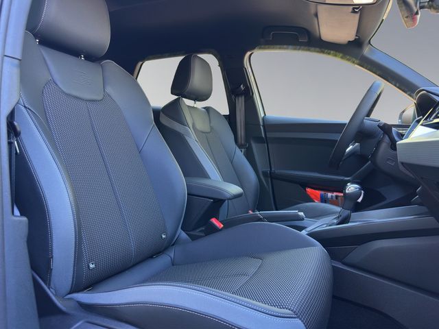 A1 Sportback 35 1.5 TFSI S-tronic S line LED ACC