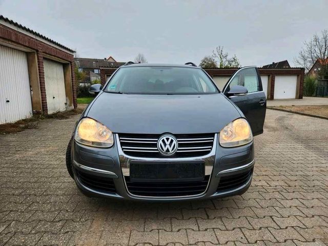 Volkswagen VW GOLF 1.9tdi COMFORTLINE STANDHEIZUNG