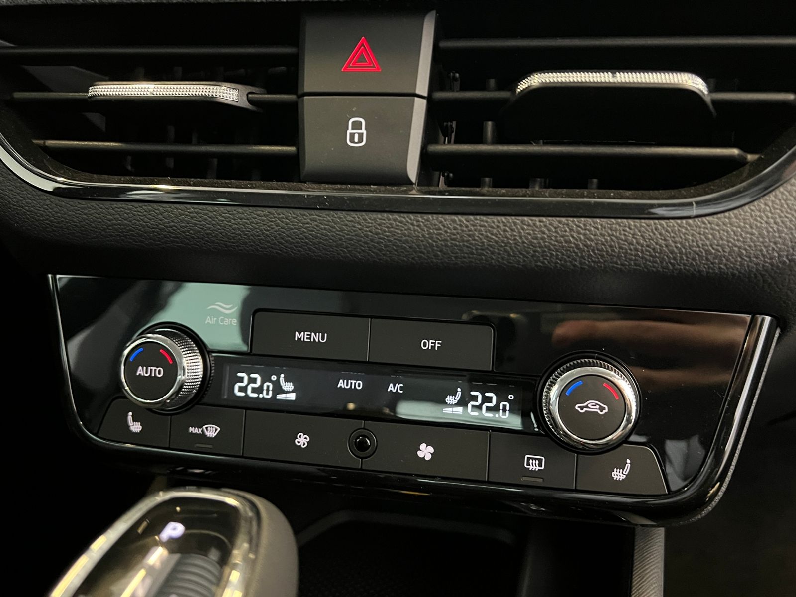 Fahrzeugabbildung SKODA Scala Selection 1.5 TSI DSG *LED, ACC, SmartLink
