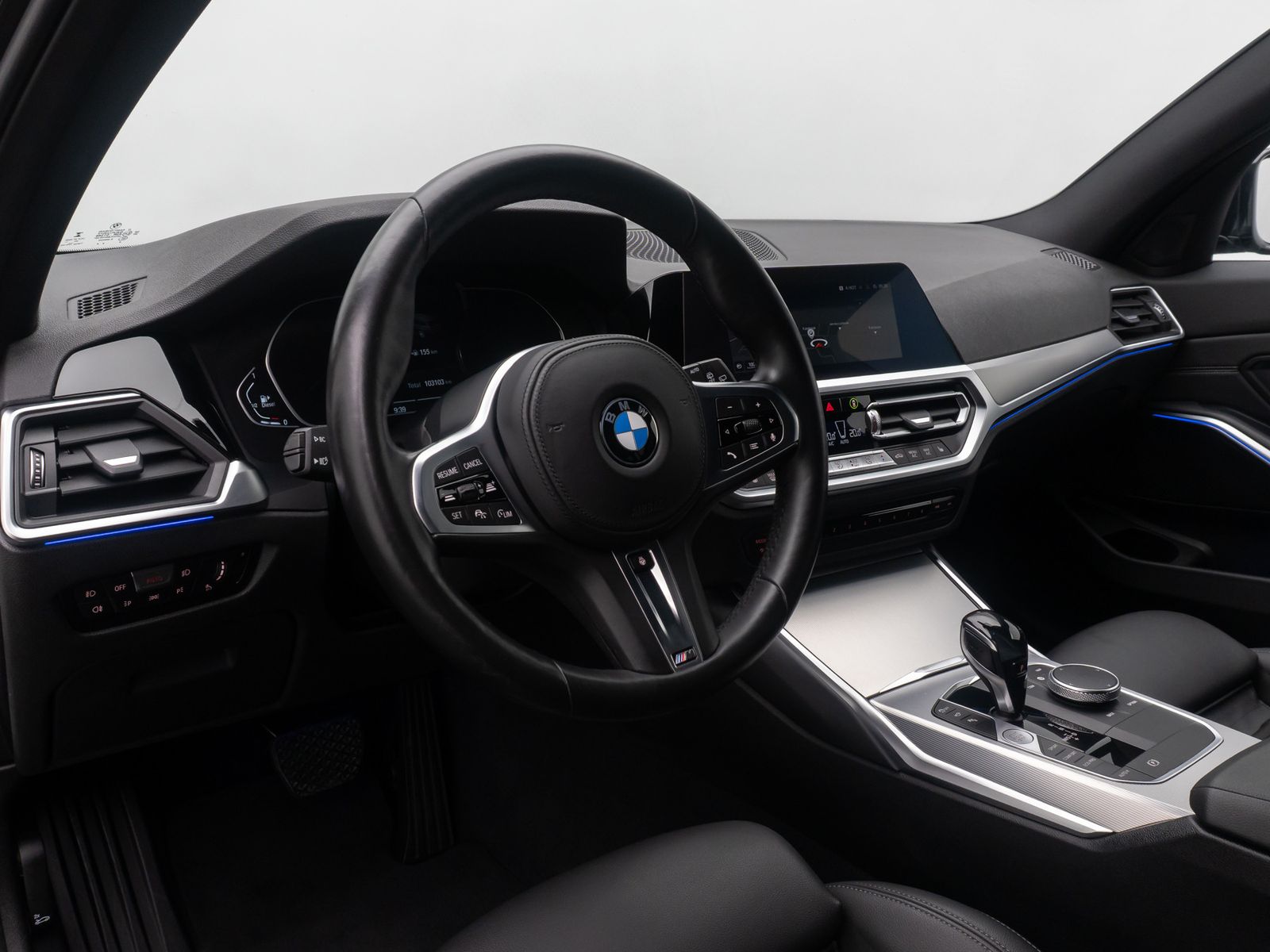 Fahrzeugabbildung BMW 320d xD Sport Line Laser DAB HiFi 360°Standheizu