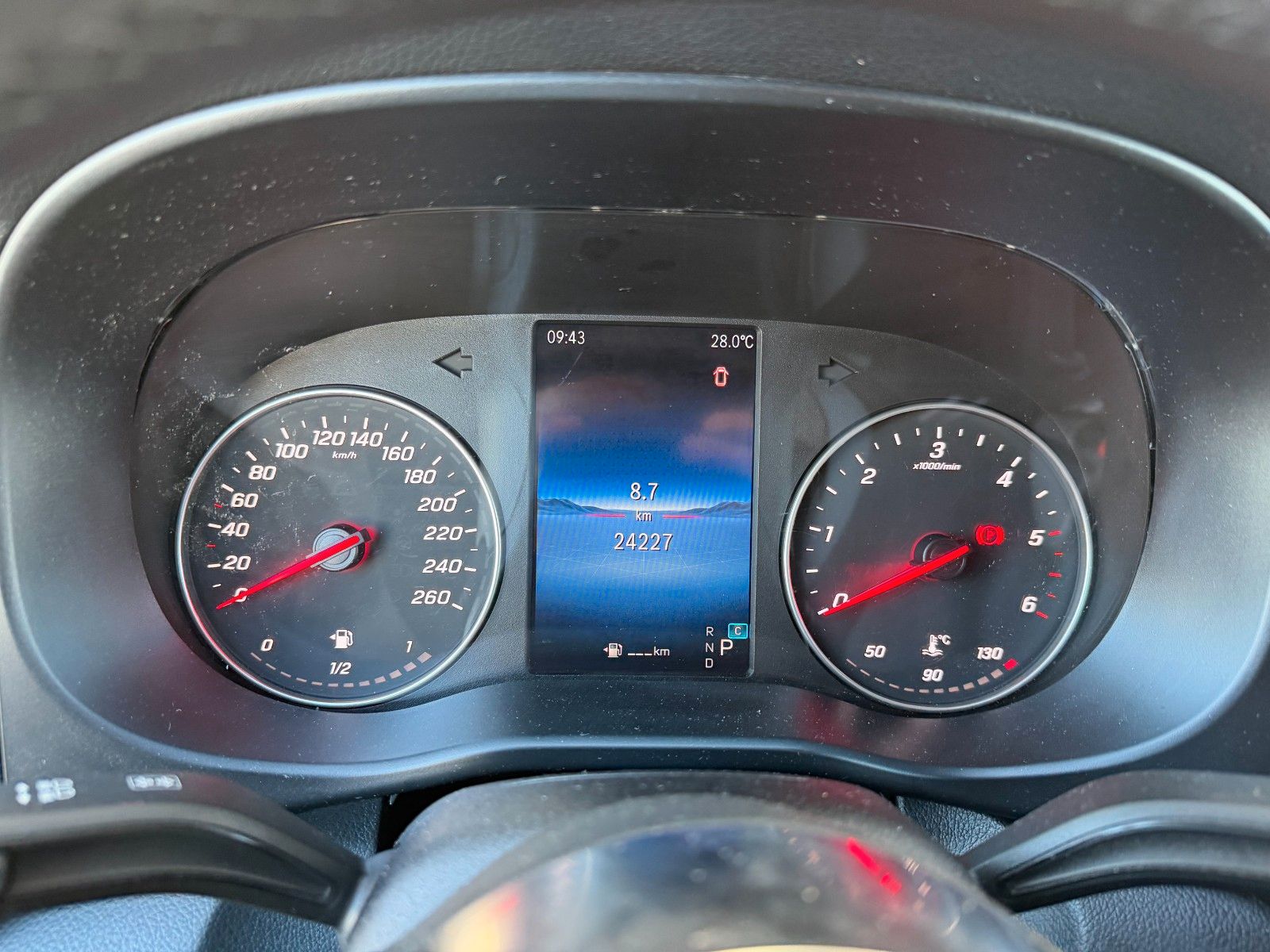 Fahrzeugabbildung Mercedes-Benz Vito 116 CDI 9G Tourer SELECT AHK2,5to LED