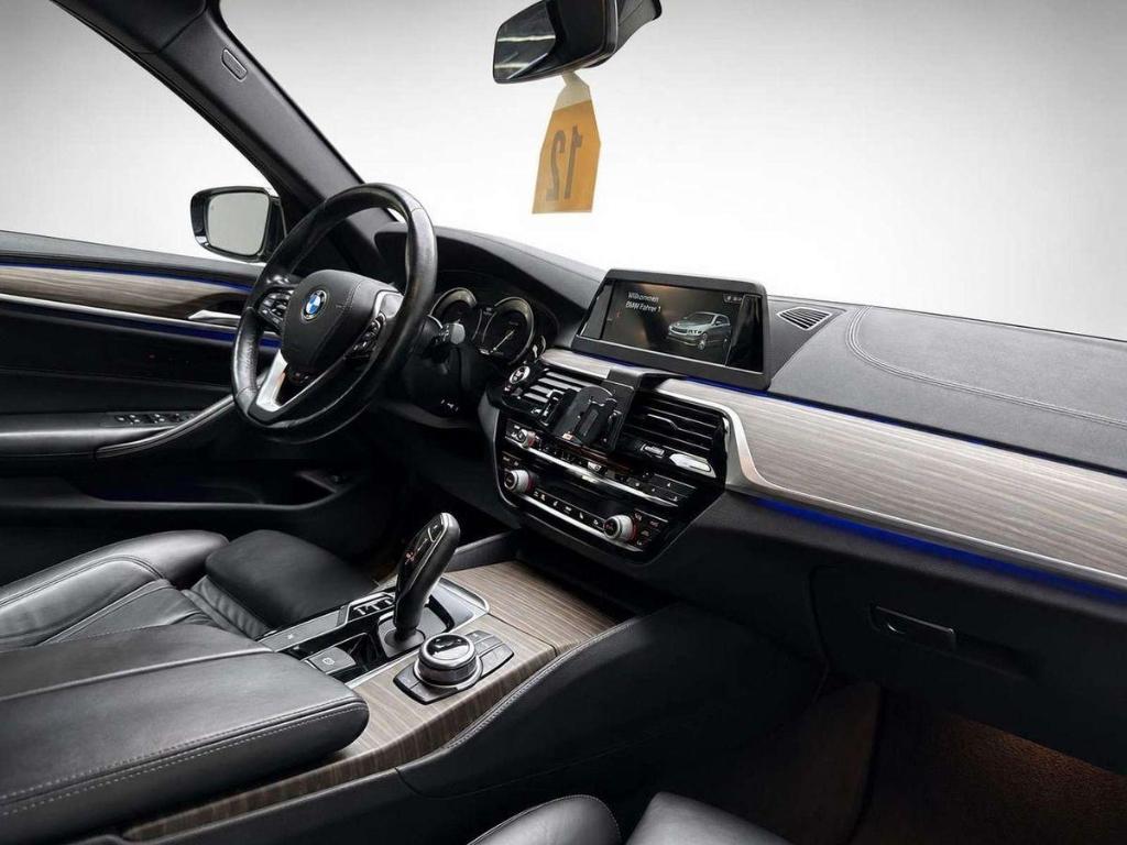 BMW 540 Luxury Line i xDrive Touring Komfortsitze HU
