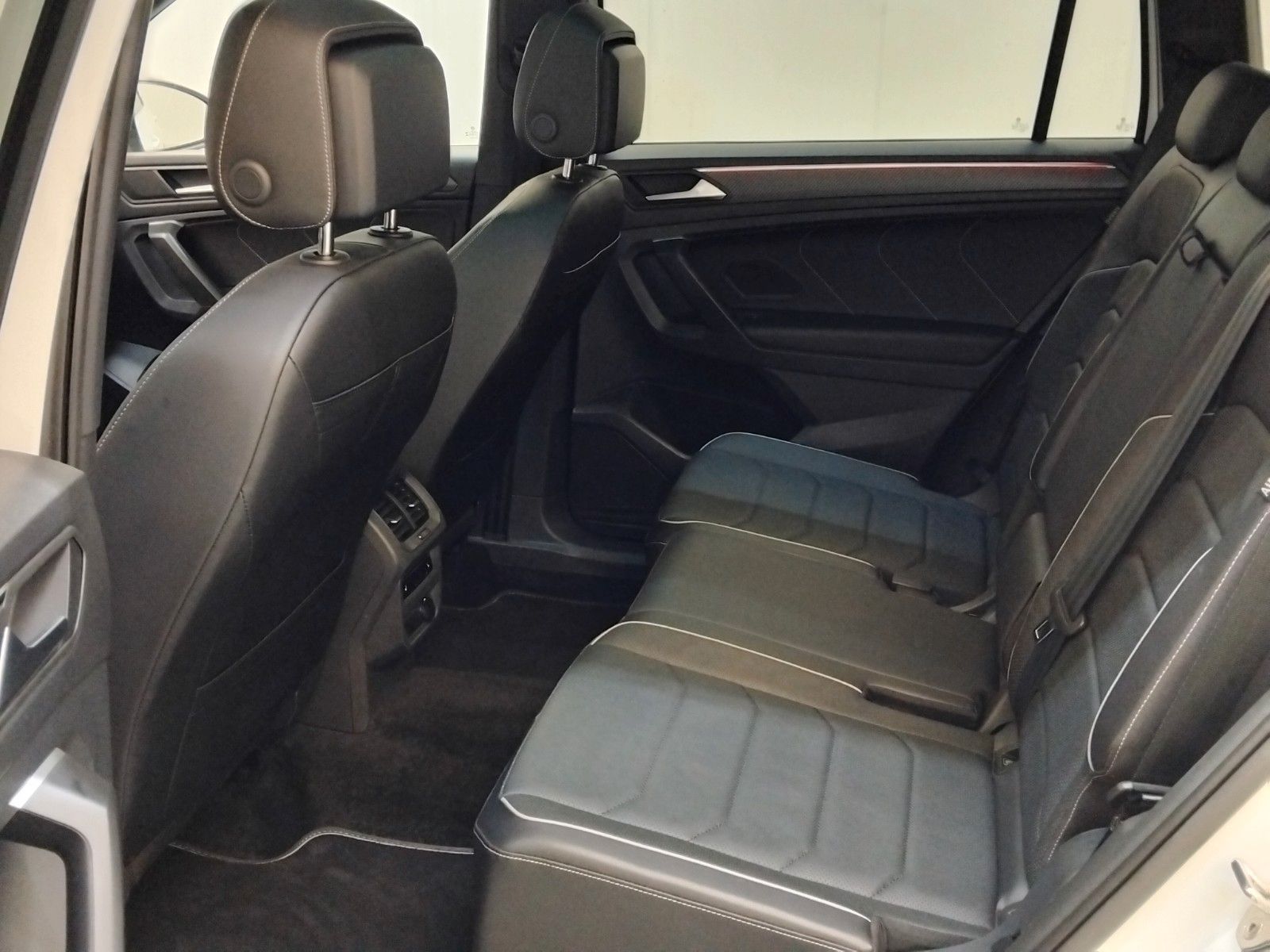 Vw Tiguan Allspace (02/2024, Benzin)