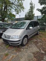 Volkswagen Sharan 1.8T United United - Volkswagen Sharan United mit Benzin-Antrieb