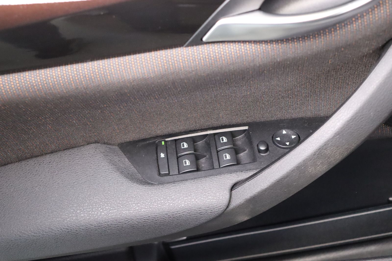 Fahrzeugabbildung BMW X1 Xdrive 18d X-Line * 1.Hand