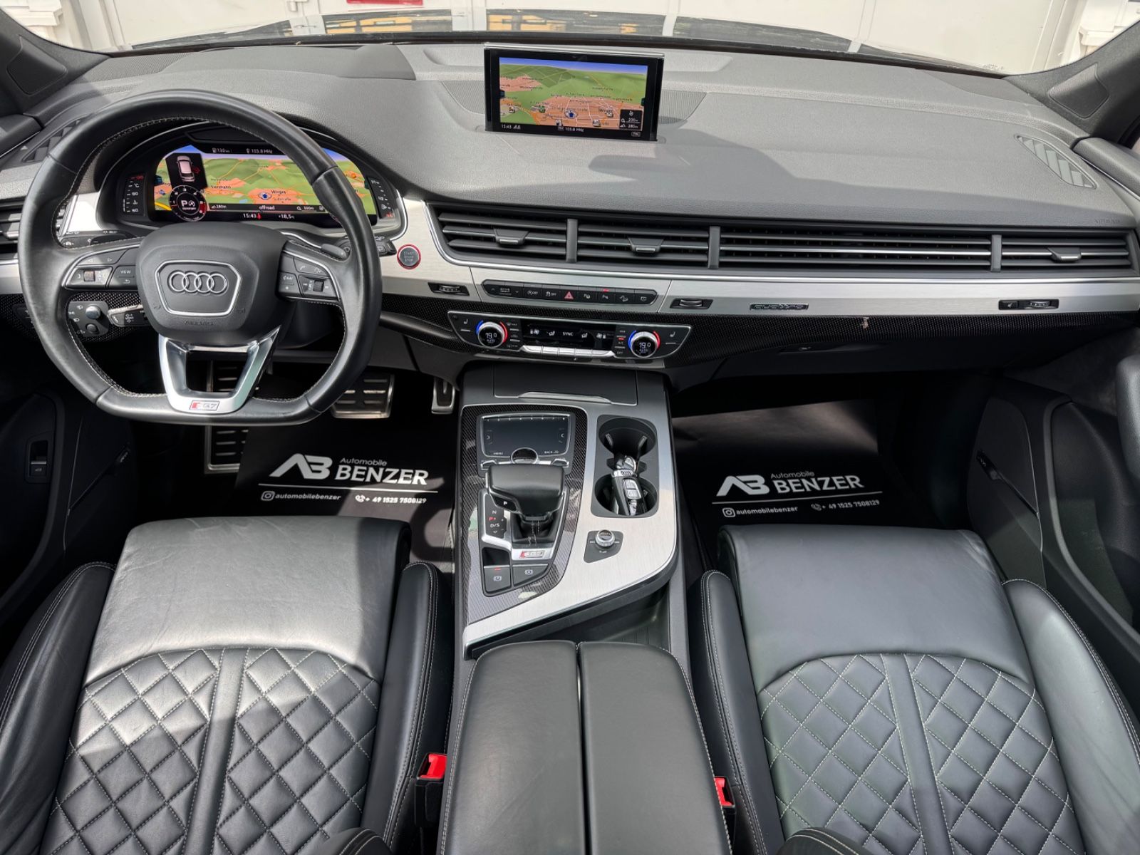 Fahrzeugabbildung Audi SQ7/RAUTEN-SITZE/PANO/AHK/360°Cam/Carbon/BOSE/