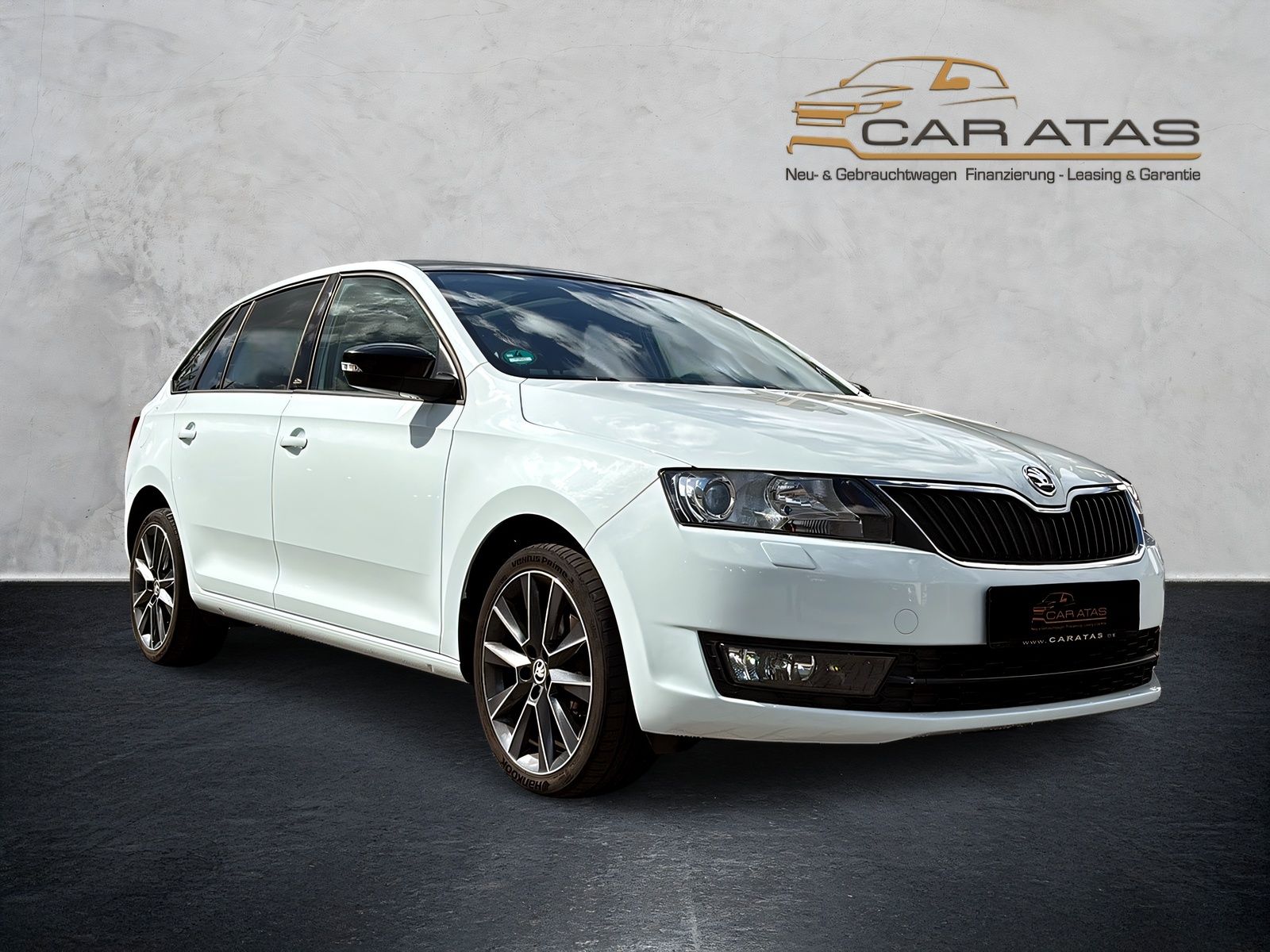 Fahrzeugabbildung SKODA Rapid 1.2i Edition NAVI PANORAMA XENON DAB PDC