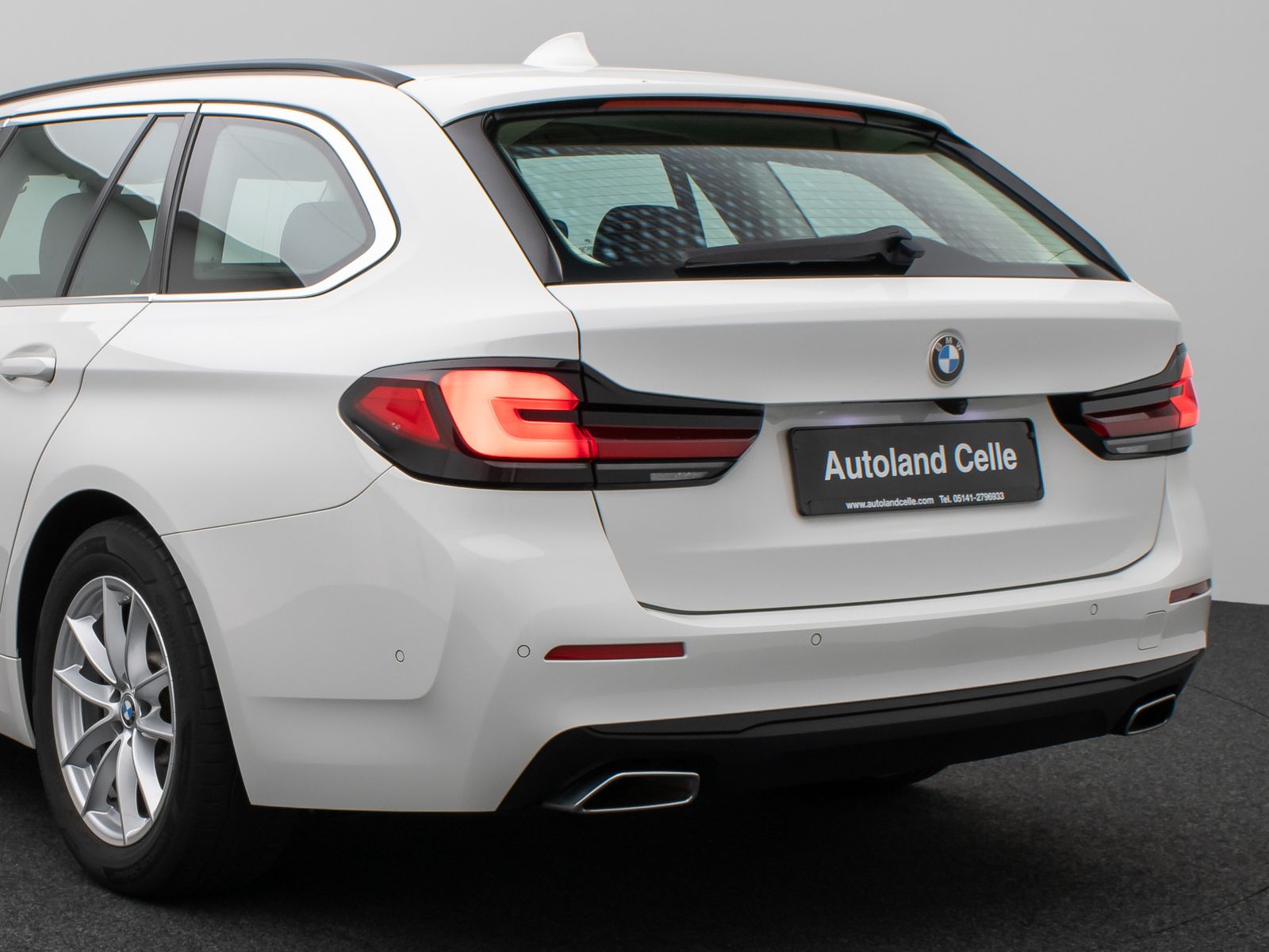 Fahrzeugabbildung BMW 520d Kamera DAB Leder Alarm Parkassistenzsystem