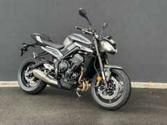 TRIUMPH Street Triple R 765 + Griffheizung + SERVICE NEU
