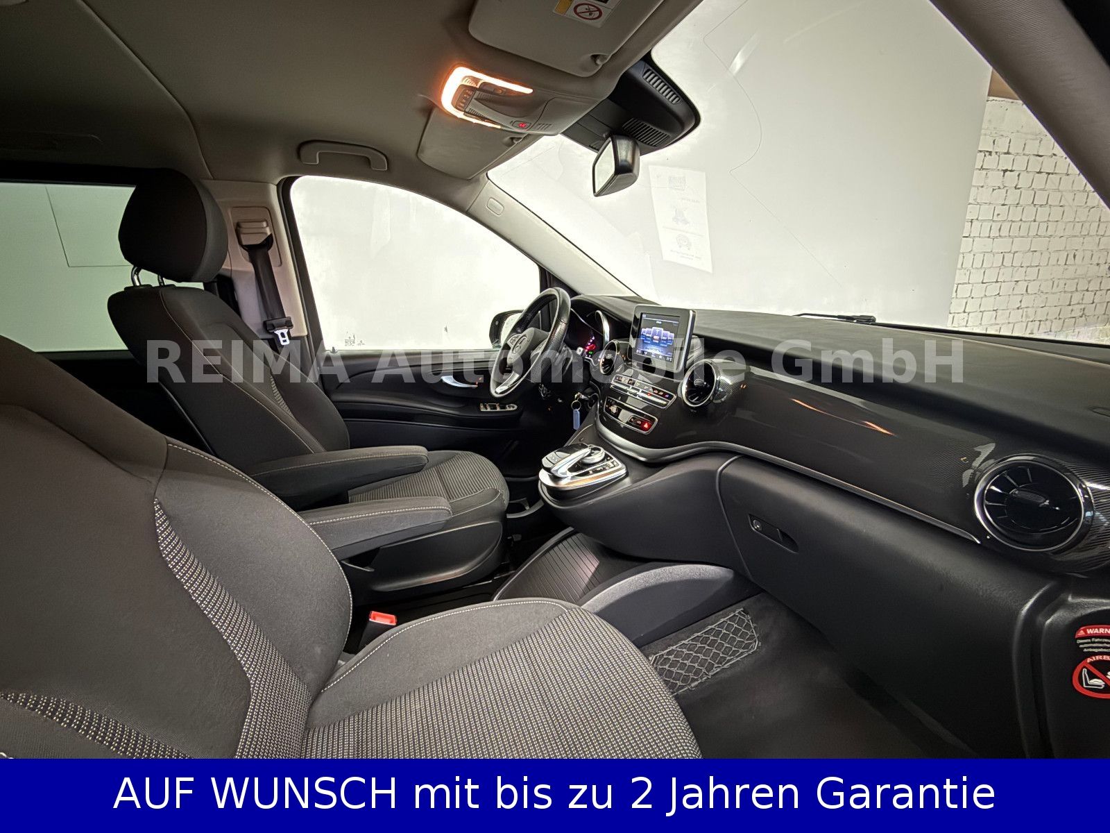 Fahrzeugabbildung Mercedes-Benz V 250 d EDITION lang, 6 Sitzer, LED, ACC