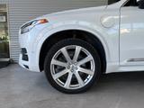 Volvo XC 90 T8 eAWD Plug-In Hybrid/360°KAMERA/HUD/LED - Volvo XC90 mit Hybrid-Antrieb