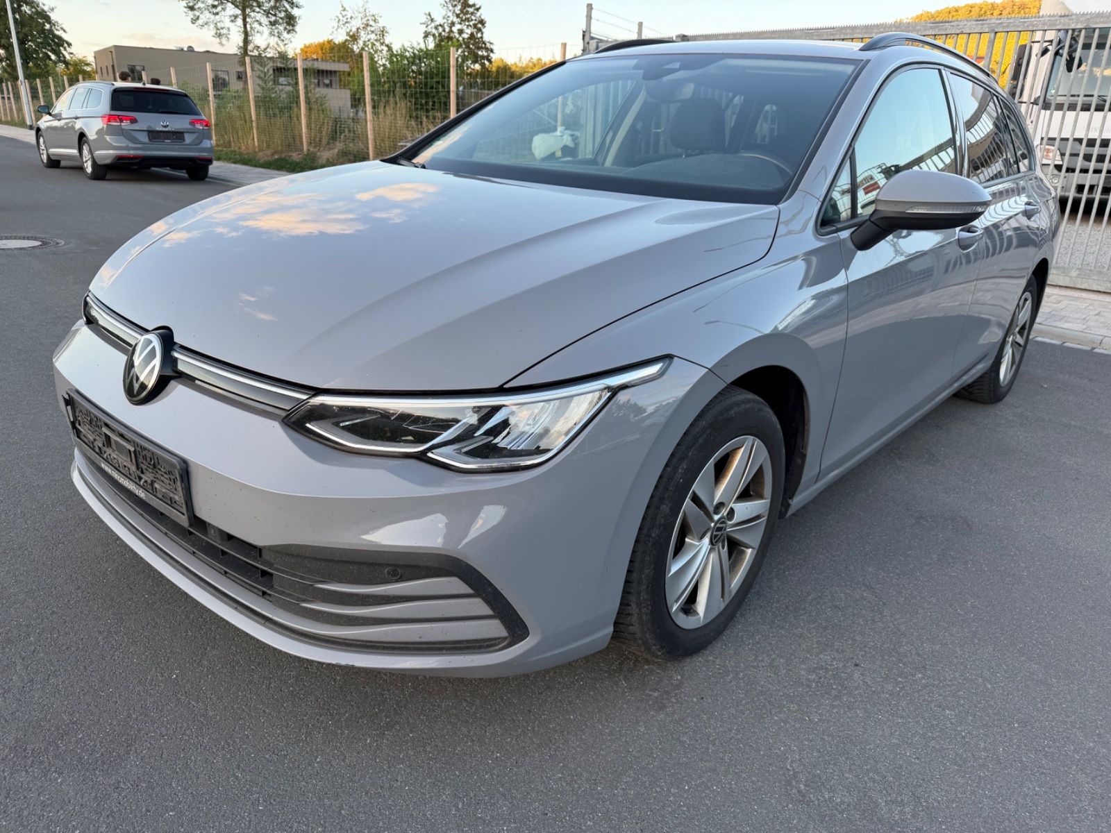 Volkswagen Golf VIII Variant Life