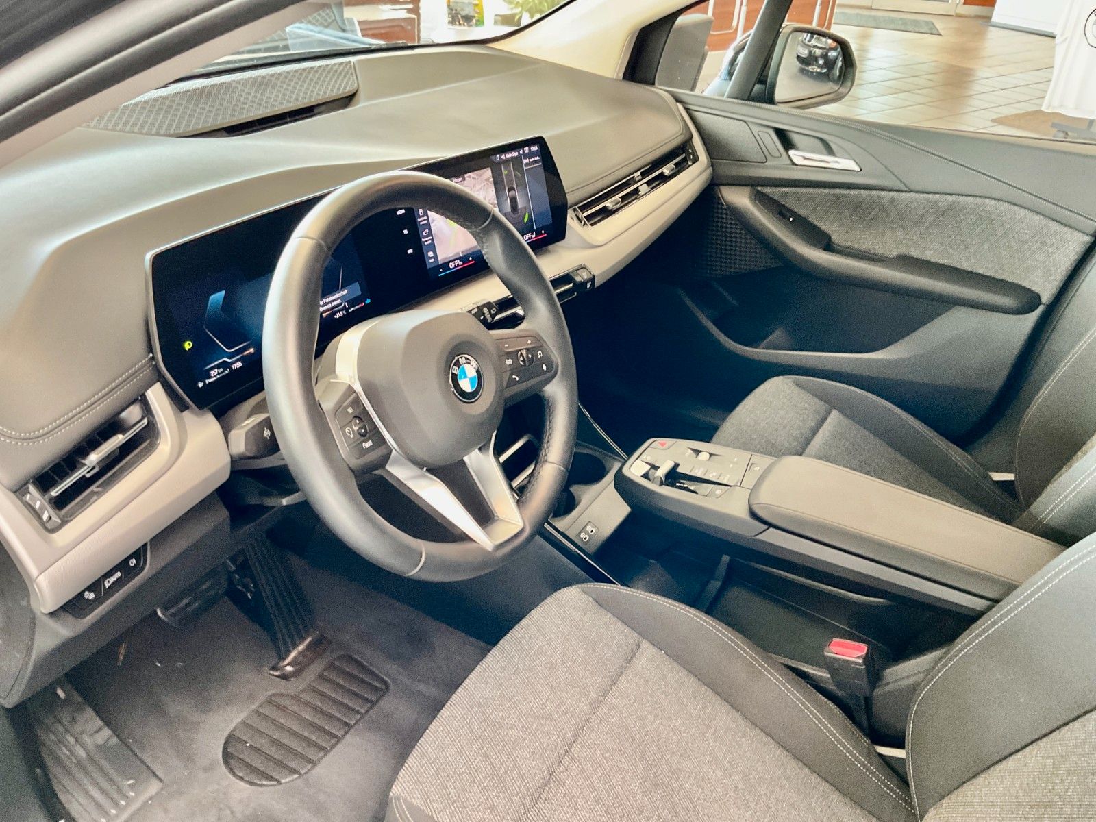 BMW 218i Active AHK Driving Assist Plus Adaptiv LED foto 8