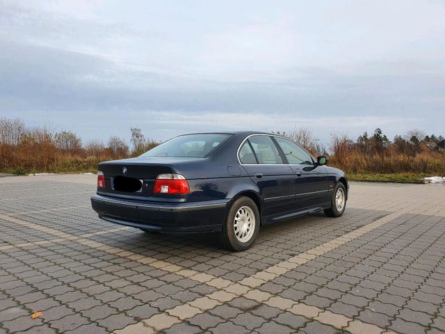 BMW E39 520i TÜV Neu Leder