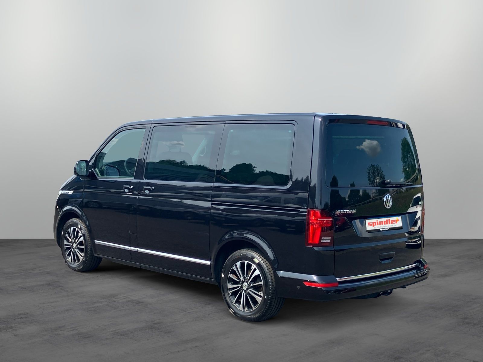 Volkswagen T6 Multivan - Bild 2