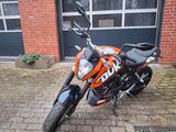 KTM 200 DUKE/ Orange-Schwarz/ Akrapovic - KTM DUKE 200