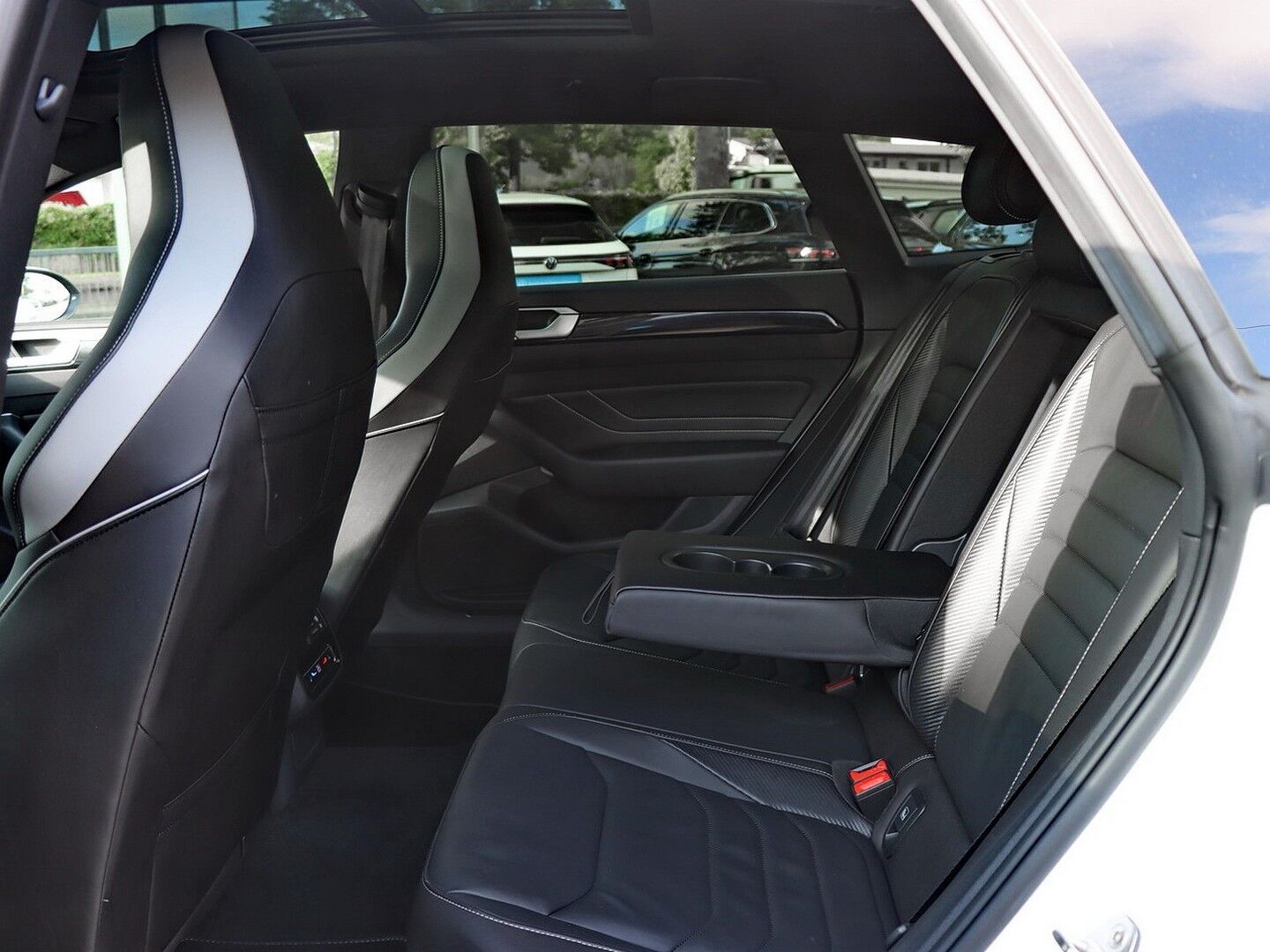 Volkswagen Arteon Shooting Brake R-Line 2.0 TSI OPF DSG STA foto 6