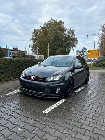 Volkswagen Golf VI GTI