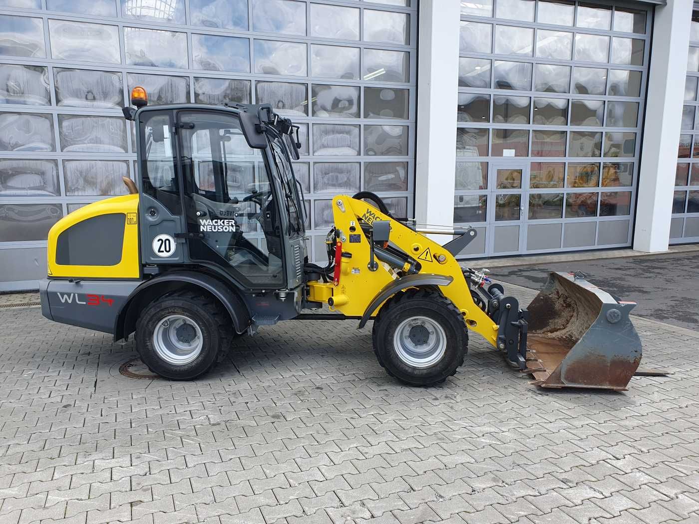 Fahrzeugabbildung Wacker WL34 (RL40) / Schaufel + Gabel / nur 743h / 62PS