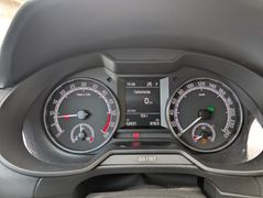 SKODA Octavia Combi 4x4 2.0TDI 150PS DSG AHK Carplay
