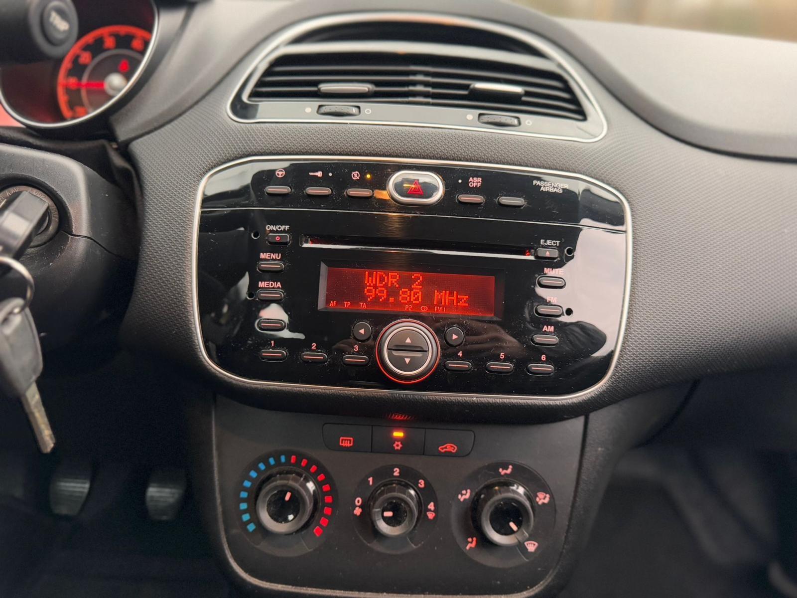 Fiat Punto Pop*81TKM*TÜV*2.HAND*CITY*START/STOP*MEDIA