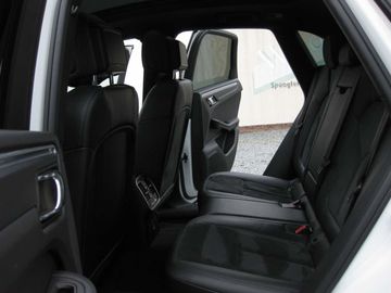 Porsche Macan - 8