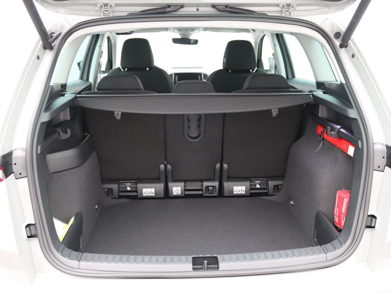 Skoda Karoq Tour 1.5 TSI DSG / Matrix, Navi, AHK, RFK