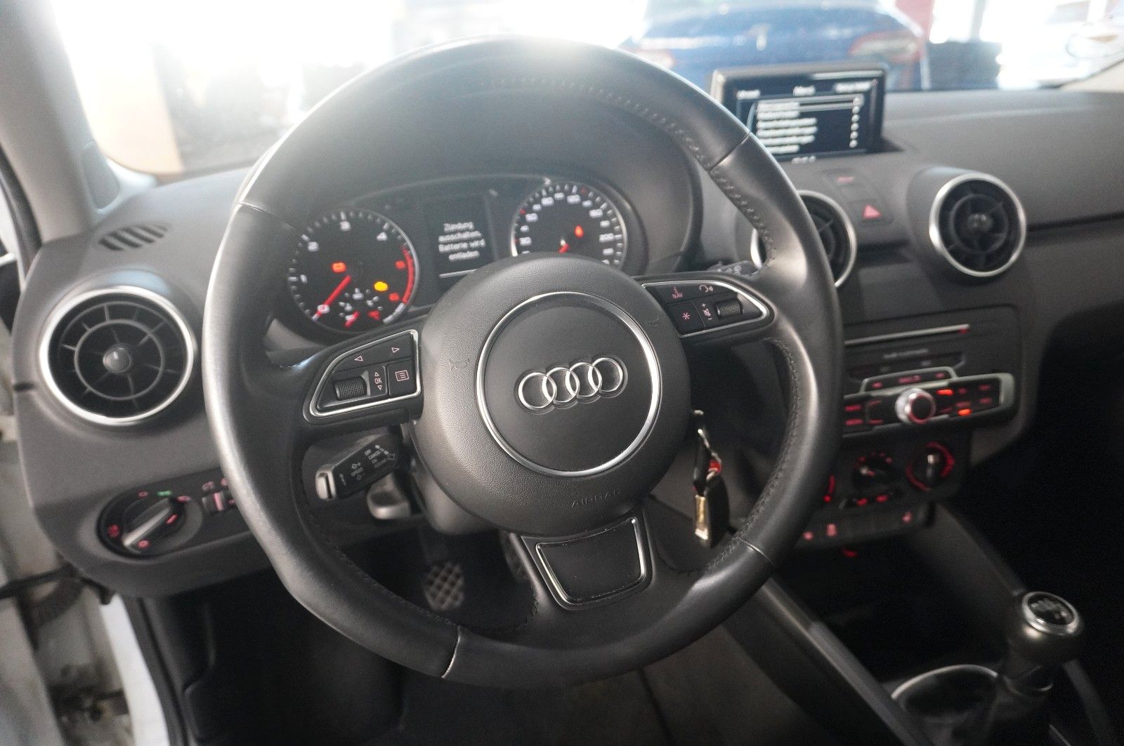 Fahrzeugabbildung Audi A1 Sportback 1.6 TDI NAVI/SHZ/TEMP./KLIMA/MULTI.