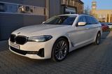 BMW 520d Touring xDrive NAV LED HuD HiFi AHK - BMW Gebrauchtwagen in Leipzig