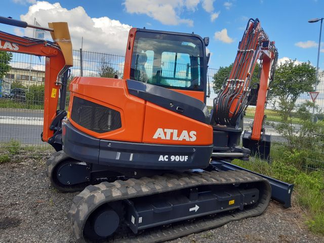 Atlas AC 90