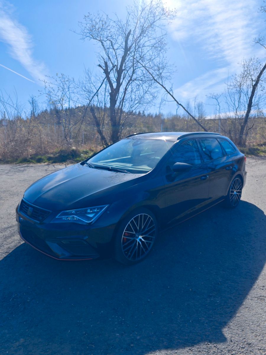 SEAT Leon ST 2.0 TSI 140kW FR DSG FR