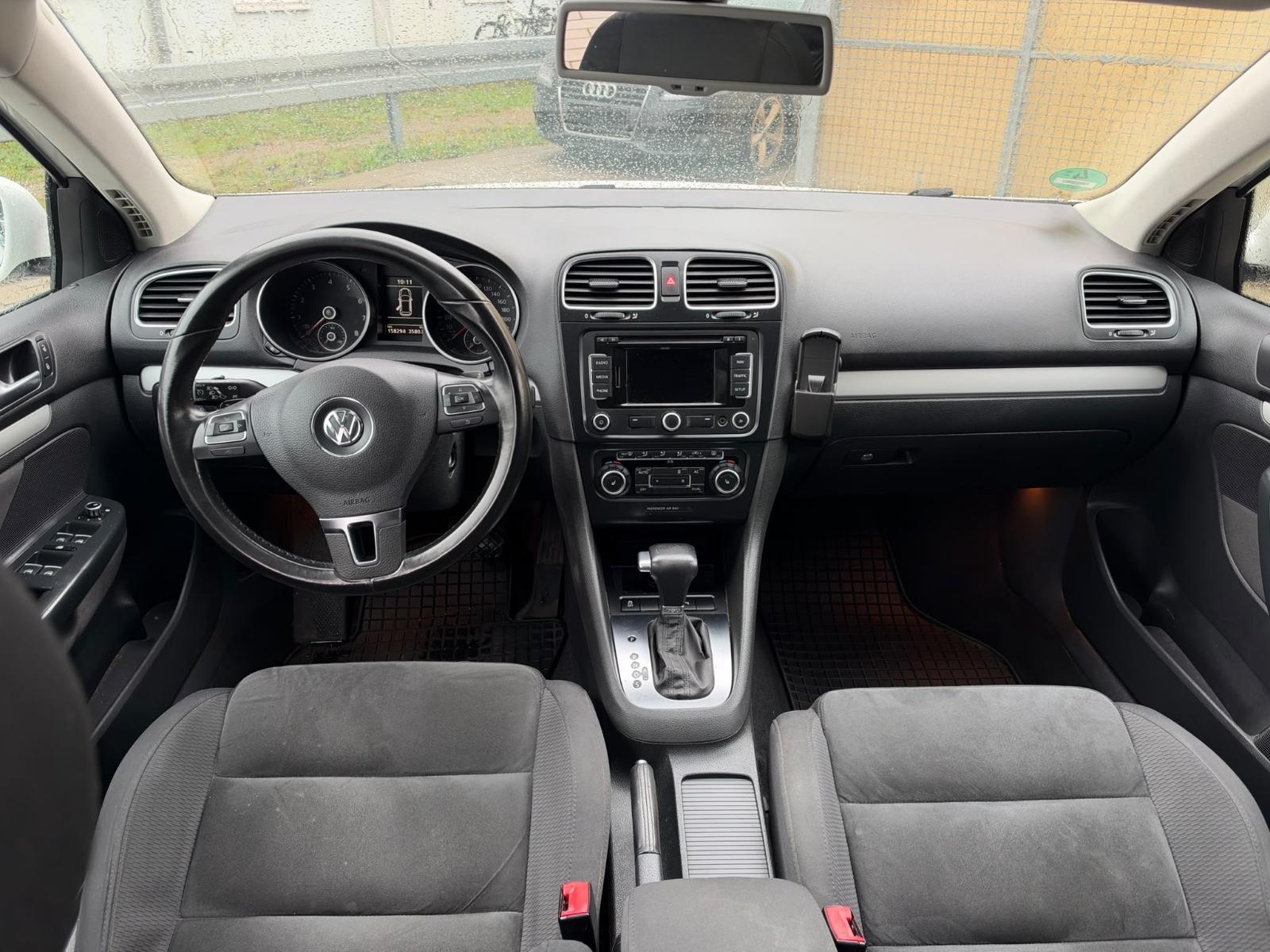 Volkswagen Golf 2010 — photo 5