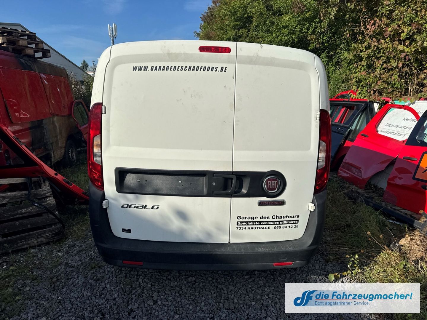 Fahrzeugabbildung Fiat Doblo Basis Kasten 1.4 *BRANDSCHADEN * MOTOR ZER