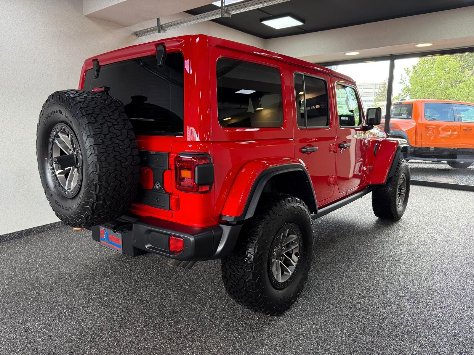 Fahrzeugabbildung Jeep RUBICON 392-6.4L HEMI V8-AHK 3500KG-35"