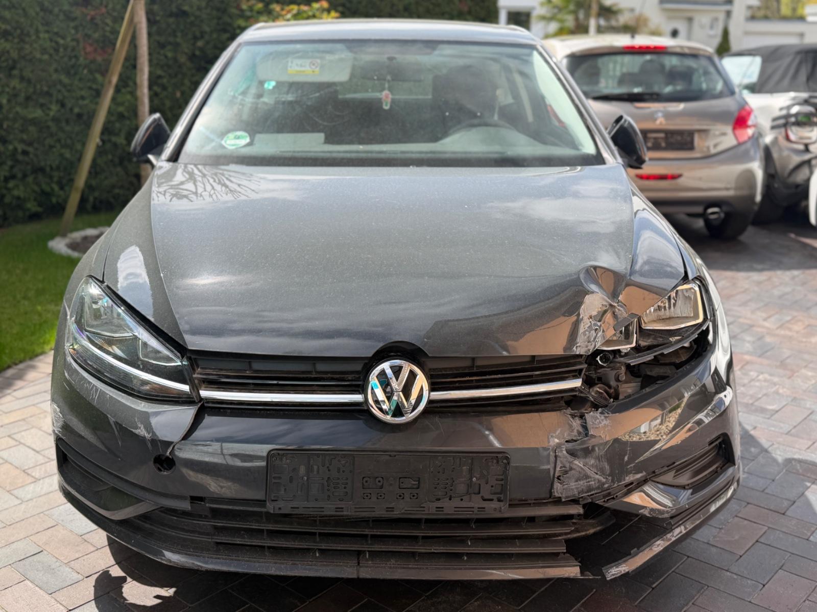 Volkswagen Golf VII 1.0 TSI 3-Türer Klima Allwetter sofort