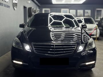 Mercedes E 200 - 11