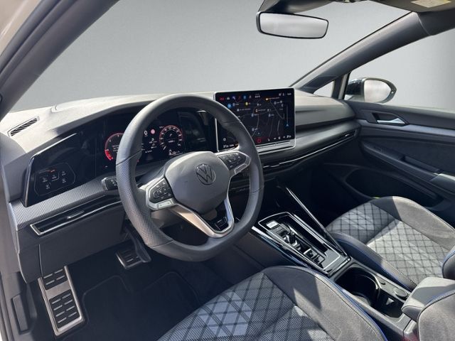 Golf 2.0 TDI DSG R-LINE AHK+LED+NAVI.+KAMERA+ACC