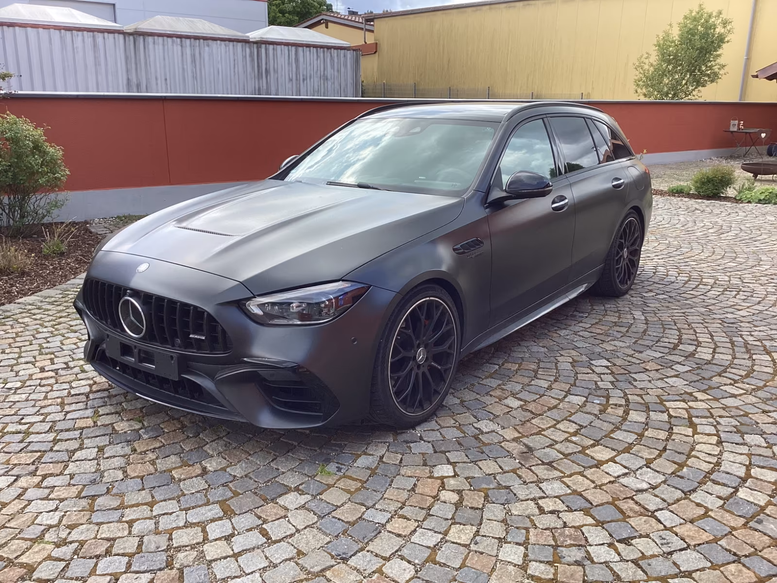 Mercedes-Benz C 63 AMG