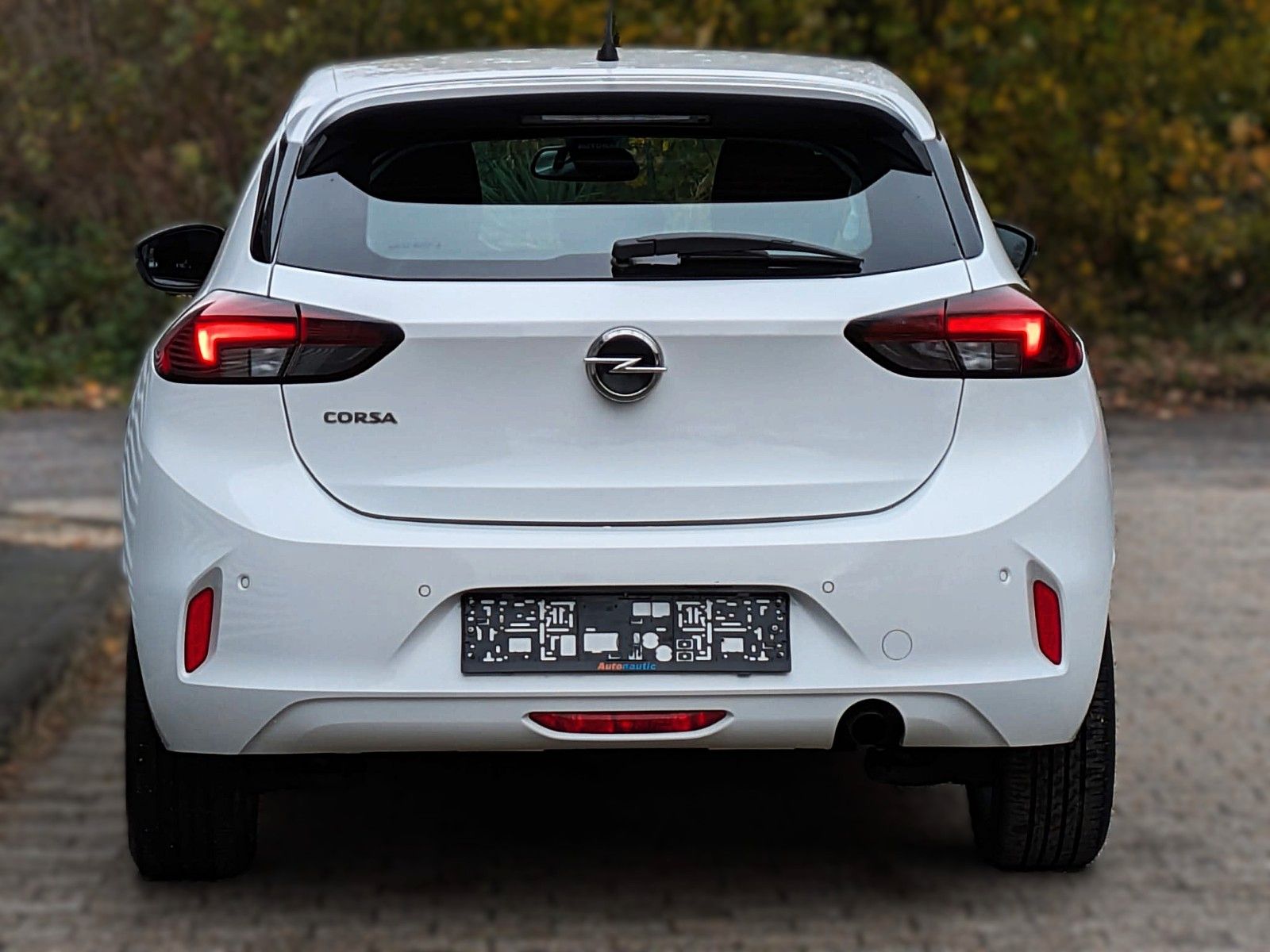 Fahrzeugabbildung Opel Corsa F 1.5D ACC NAVI SITZ+LENKR.HZG LED CARPLAY