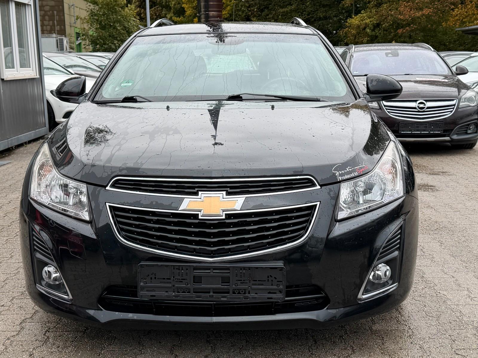 Chevrolet Cruze 2013 — rear view