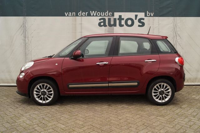 Fiat 500L 0.9 TwinAir 105pk Lounge -PANO-ECC-PDC-NAVI