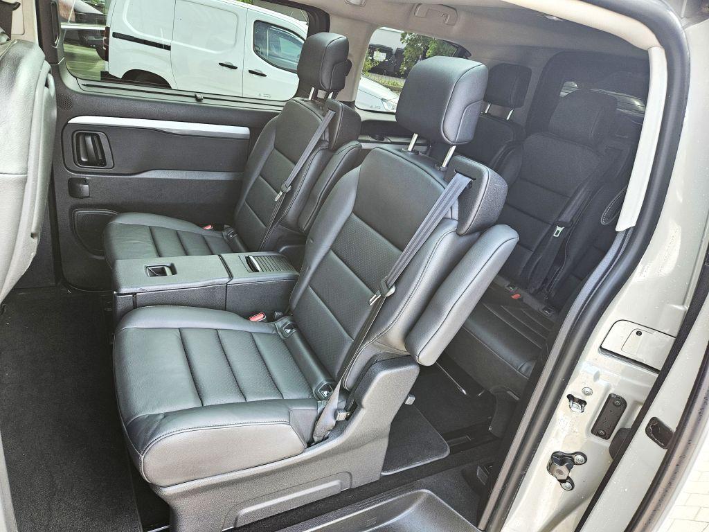 Toyota Proace 2,0-l-D-4D L1 (7-Si.) Autm. Verso Executi