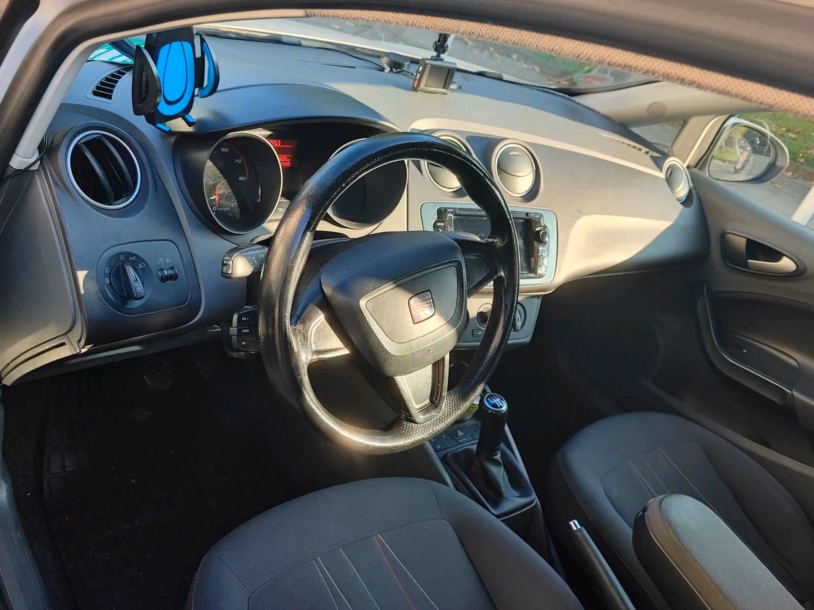 Seat Ibiza 2011 — photo 5