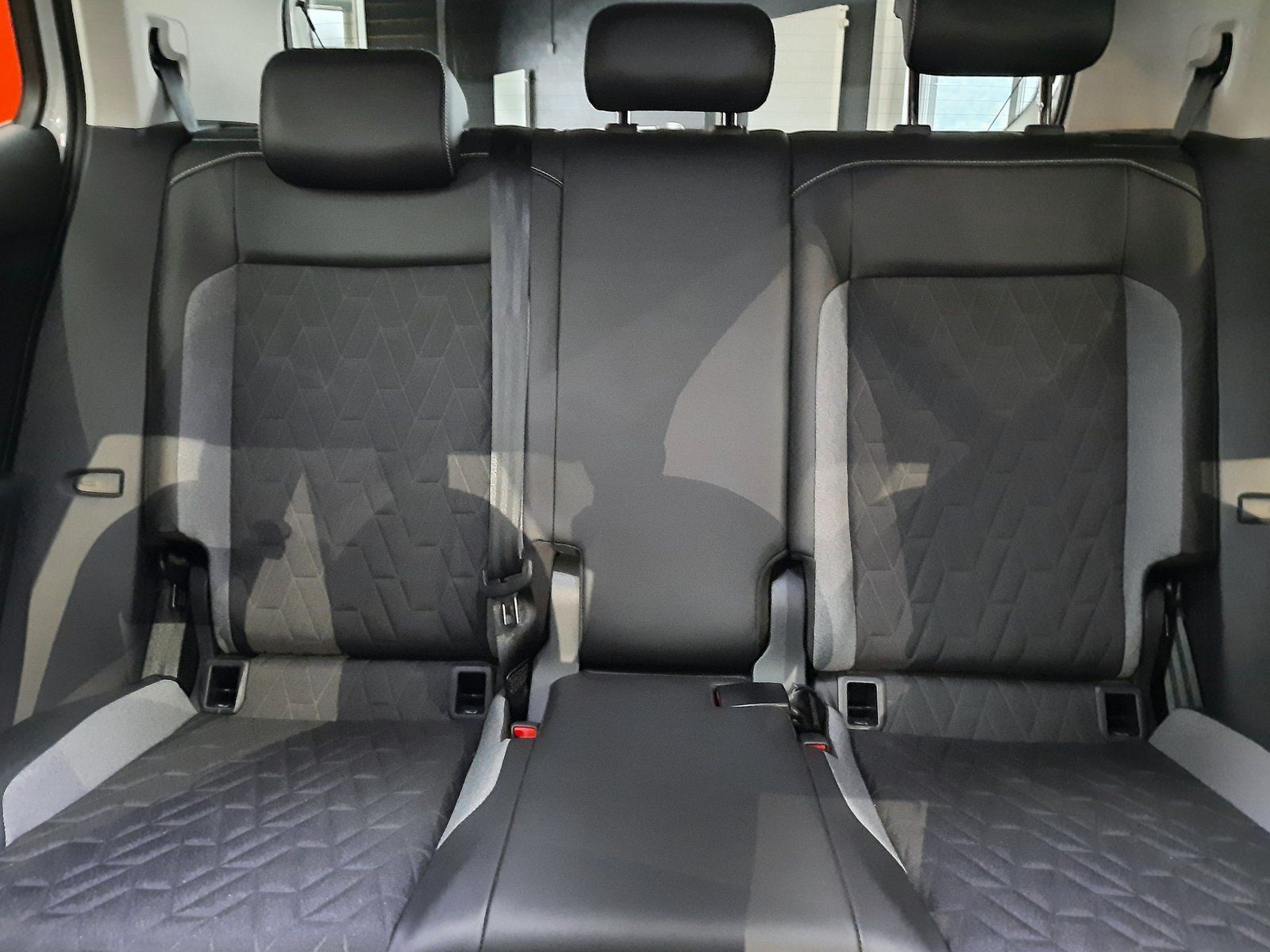 Fahrzeugabbildung Volkswagen T-Cross TSI Goal *AHK*LED*Sitzhzg*Einparkh*App-C