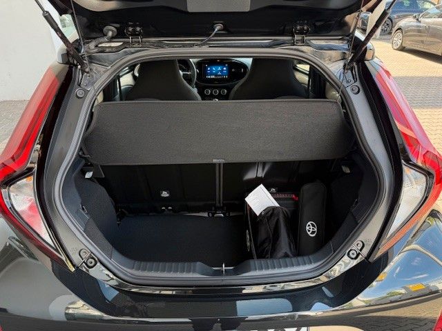 Fahrzeugabbildung Toyota Aygo X Business Edition 72PS Kamera/SHZ!