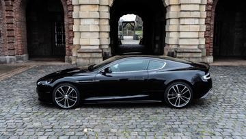 2011 Aston Martin DBS — фото 1