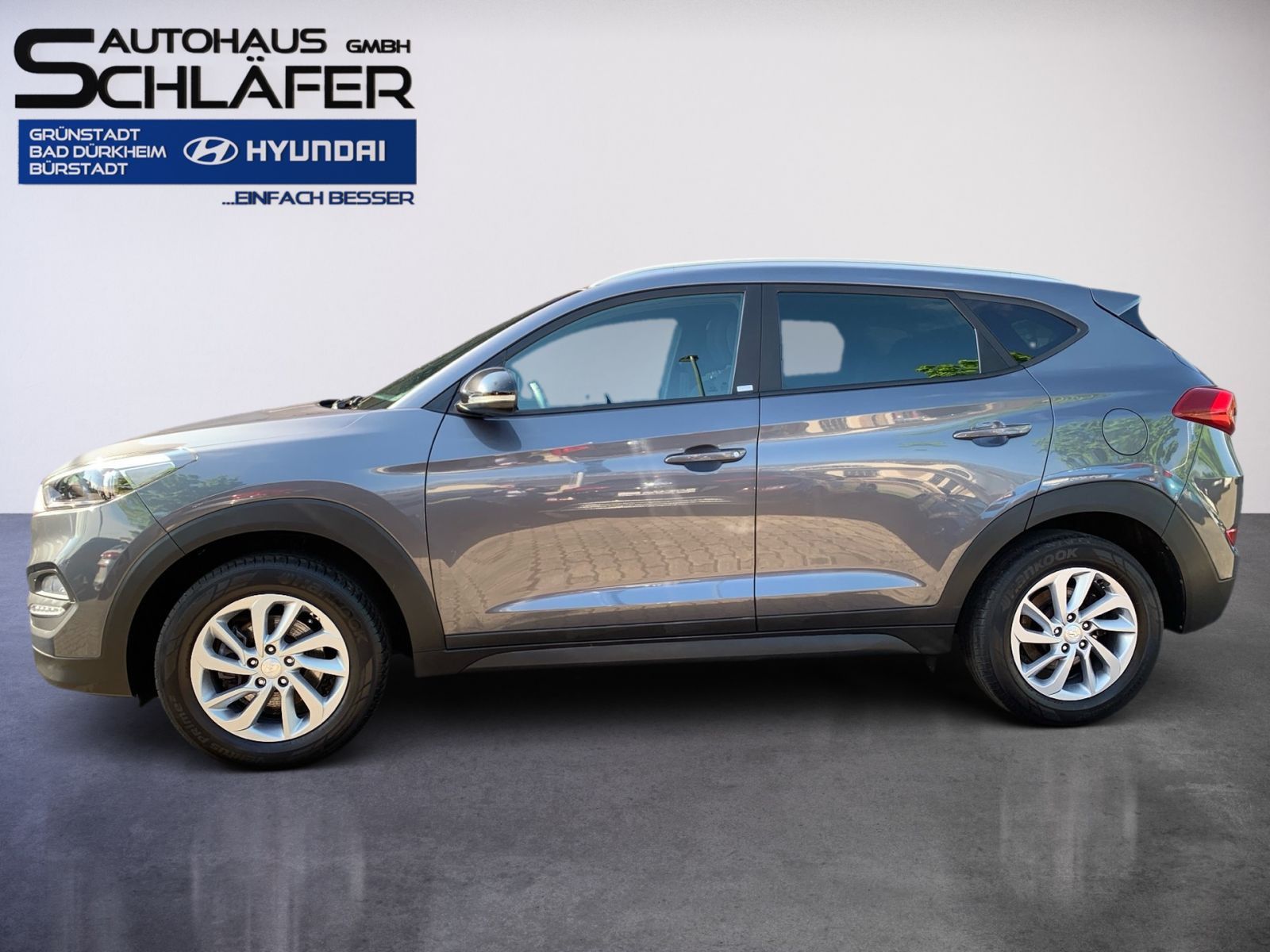 Fahrzeugabbildung Hyundai TUCSON 1.6 Passion Navi 8xbereift